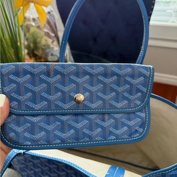 Goyard Blue Monogram Tote - Picture 2 of 16